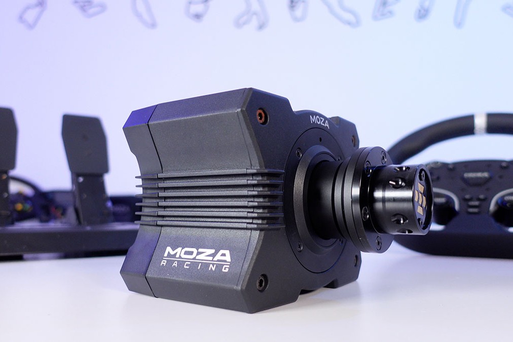 MOZA R5 Direct Drive Bundle