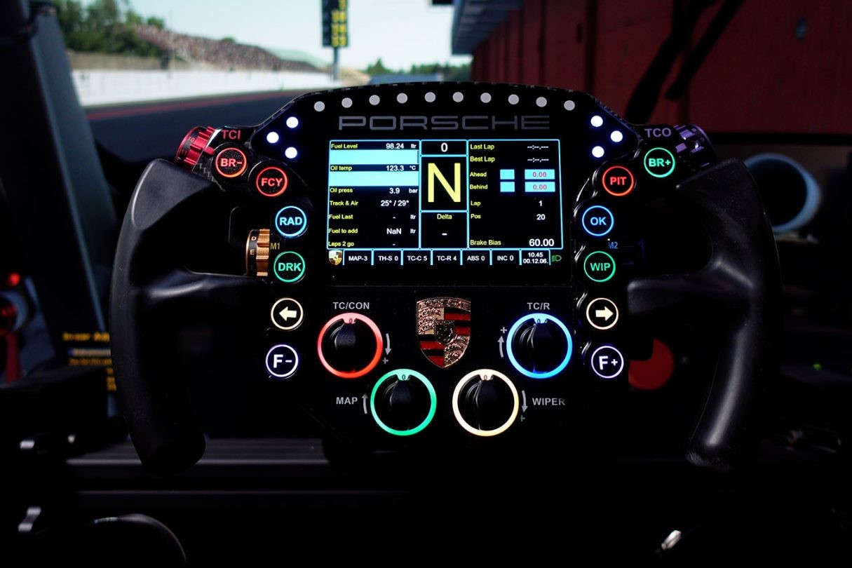 Grid by Sim Lab Porsche 911 RSR Review