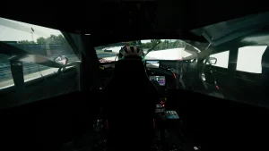 VR vs Triple Screen