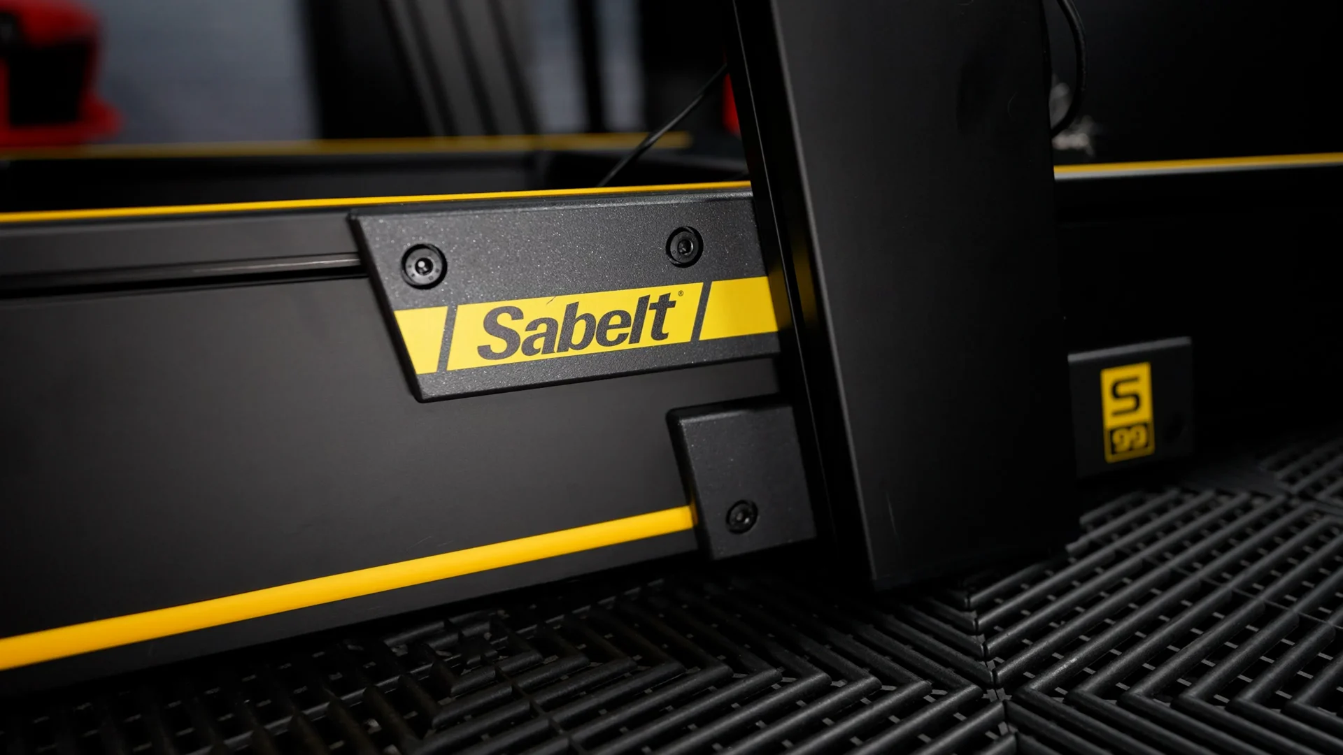 Sabelt S99 branding 1